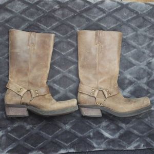 BP Harness boots
